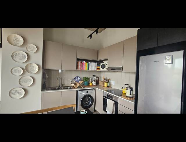 1 BEDROOM APARTMENT FOR SALE IN SANDOWN